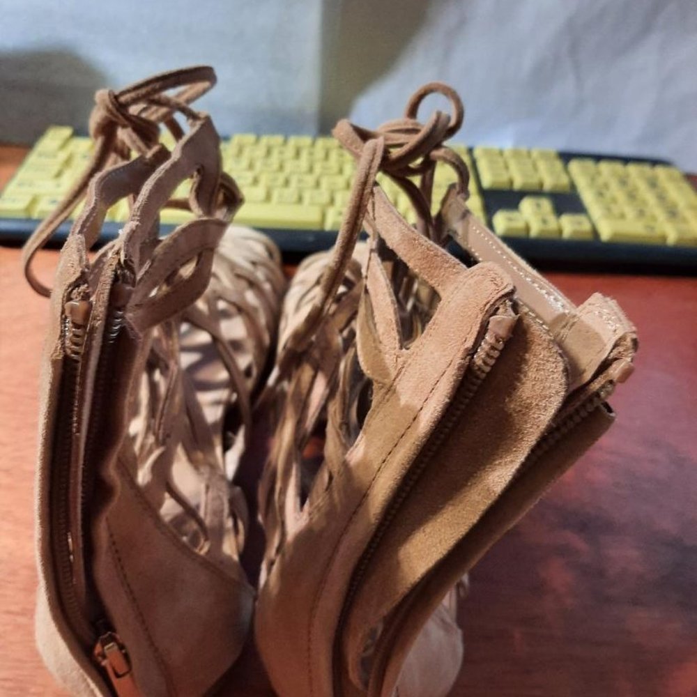 NEW ! Sam Edelman Women Gladiator Strappy Lace Up Lara Sandal Tan Size Various - Picture 4 of 5